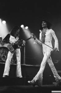 Queen: Live in Bohemia - Queen: Live in Bohemia �������� ������ ���������